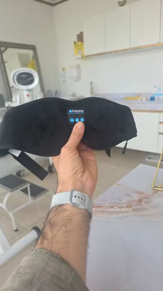 The Lights Out Sleep Mask - Corra