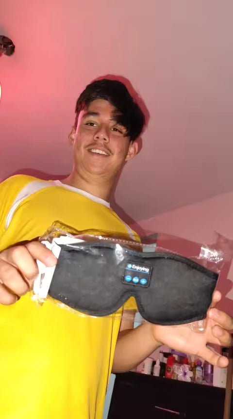 The Lights Out Sleep Mask - Corra
